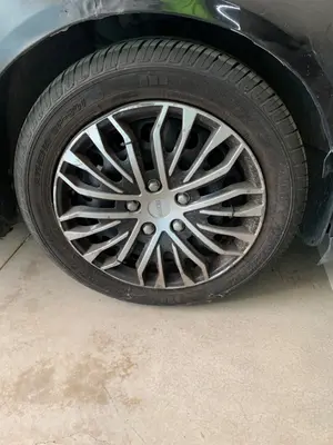 Foto de BIELETA ESTABILIZADORA DELANTERA DERECHA VOLKSWAGEN PASSAT VARIANT (3C5) 2.0 TDI (140 CV / 103 KW) referencia 5Q0411315D