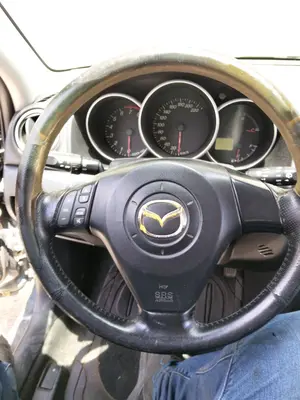 Foto de VOLANTE MAZDA 3 BERLINA (BK) 1.6 16V CAT (105 CV / 77 KW) referencia BP4M-32-982