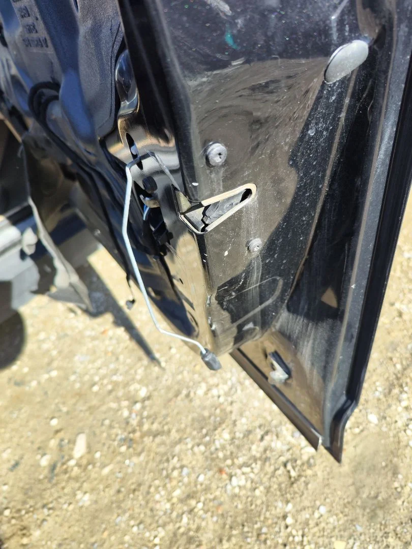Foto de CERRADURA PUERTA DELANTERA DERECHA BMW SERIE X3 (E83) 2.0 16V Diesel CAT (150 CV / 110 KW) referencia 51217202146