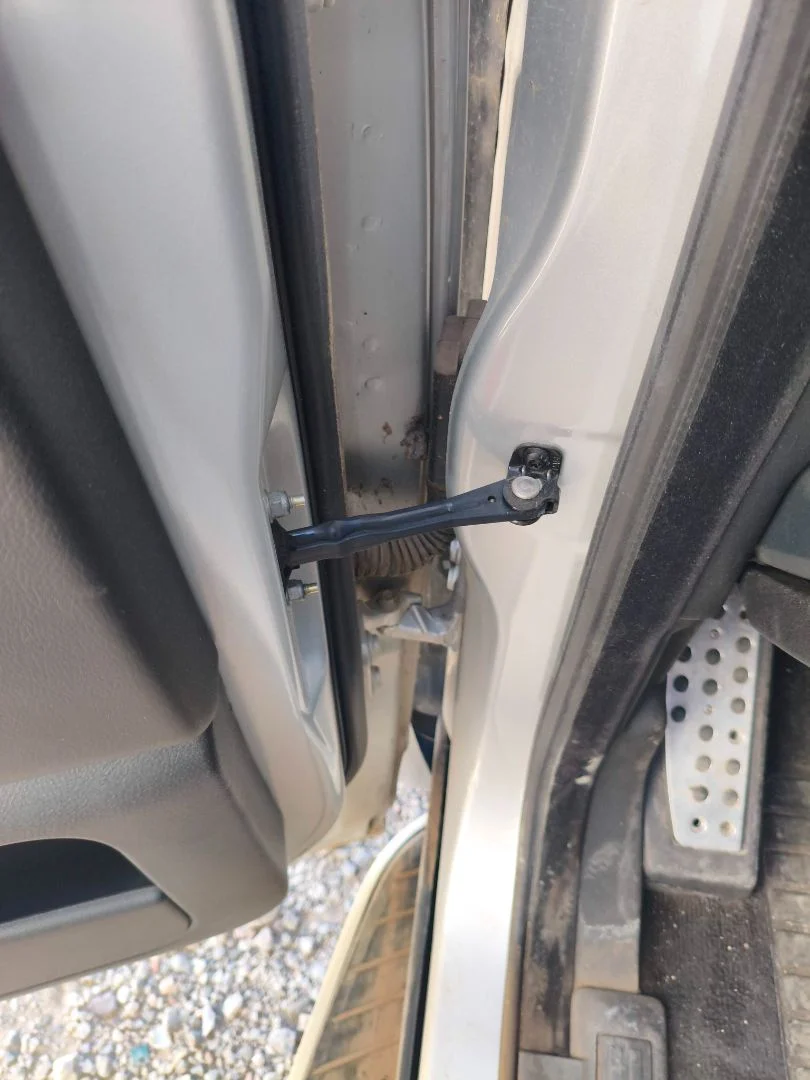 Foto de RETENEDOR PUERTA LAND ROVER RANGE ROVER SPORT 4.4 V8 CAT (299 CV / 220 KW) referencia BDH780070
