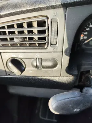 Foto de INTERRUPTOR VOLKSWAGEN GOLF III (1H1)(11.1991) 1.9 TDI (110 CV / 81 KW)