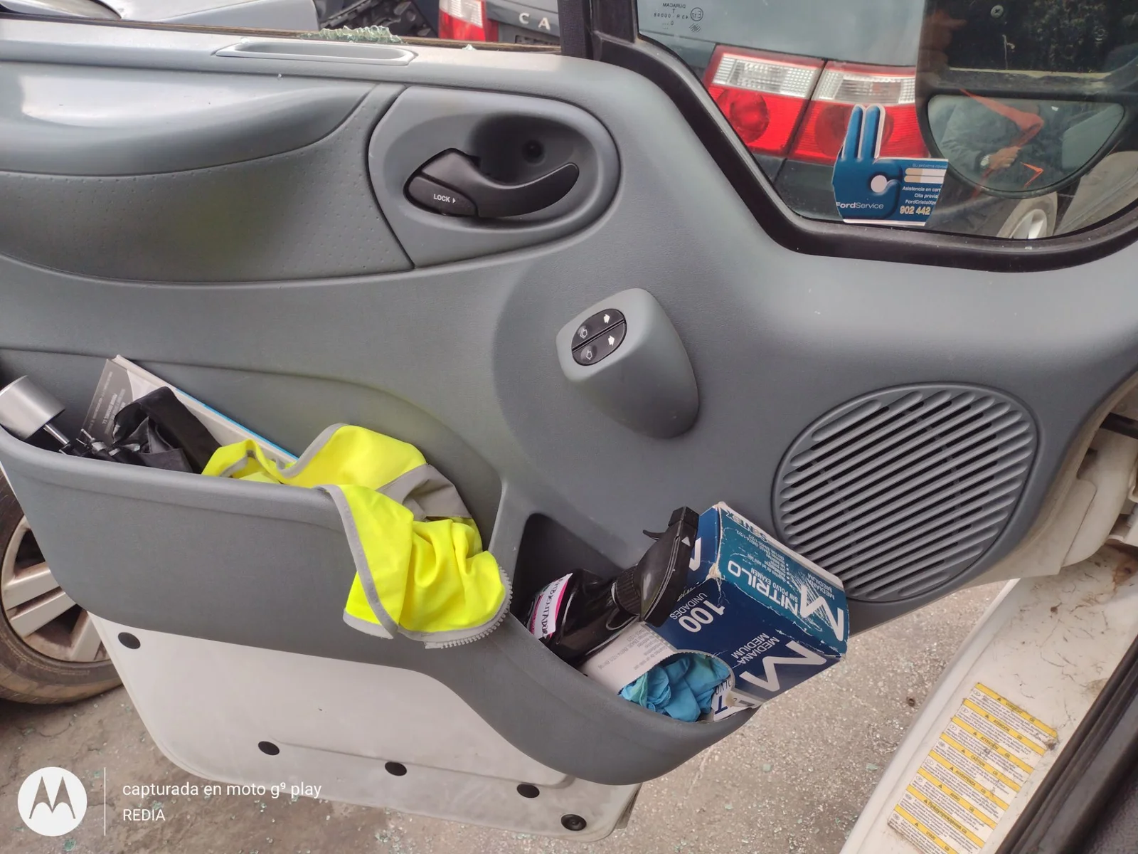Foto de GUARNECIDO PUERTA DELANTERA IZQUIERDA FORD TRANSIT COMBI (TT9) 2.4 TDCi CAT (116 CV / 85 KW) referencia 1449160