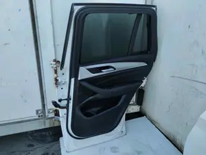 Foto de PUERTA TRASERA DERECHA BMW SERIE X3 (G01) 3.0 24V Turbodiesel (265 CV / 195 KW) referencia 41007465533 foto 5