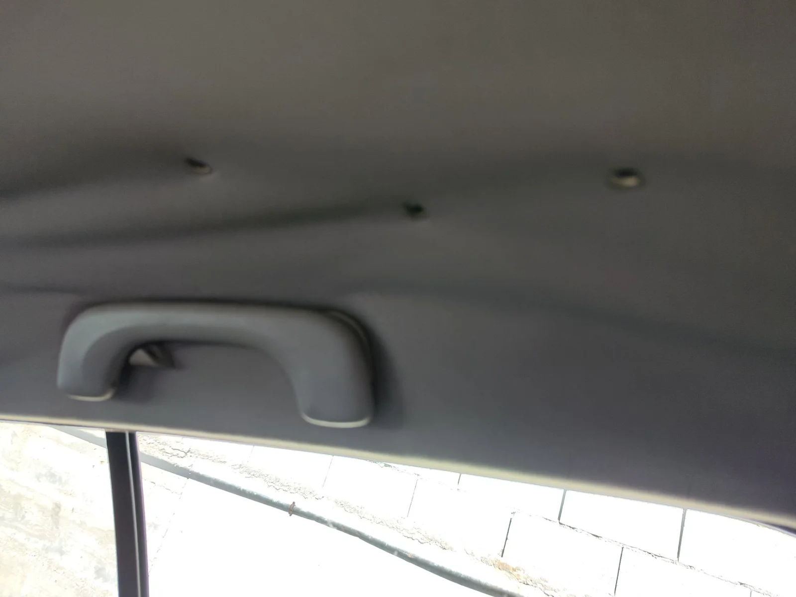Foto de ASIDERO TECHO TRASERO IZQUIERDO RENAULT MEGANE II BERLINA 5P 1.5 dCi Diesel (101 CV / 74 KW) referencia 8200384109