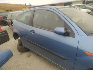 Foto de LUNA CUSTODIA TRASERA DERECHA FORD FOCUS BERLINA (CAK) 1.8 TDDI Turbodiesel CAT (90 CV / 66 KW)