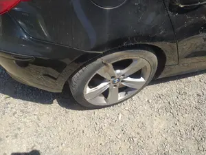Foto de BRAZO SUSPENSION TRASERO DERECHO BMW SERIE 1 BERLINA (E81/E87) 2.0 16V Diesel (163 CV / 120 KW) referencia 33322406291