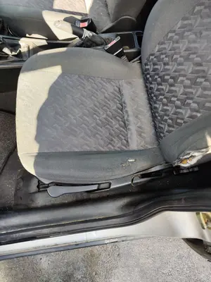 Foto de ASIENTO DELANTERO IZQUIERDO OPEL ASTRA G BERLINA 1.7 16V DTI CAT (Y 17 DT / LR6) (75 CV / 55 KW) foto 1