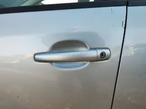 Foto de MANETA EXTERIOR DELANTERA IZQUIERDA CITROEN C4 BERLINA 1.6 16V HDi FAP (109 CV / 80 KW)