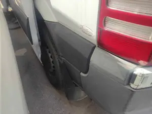 Foto de ALETIN TRASERO IZQUIERDO MERCEDES-BENZ SPRINTER II FURGÓN 2.1 CDI CAT (129 CV / 95 KW)