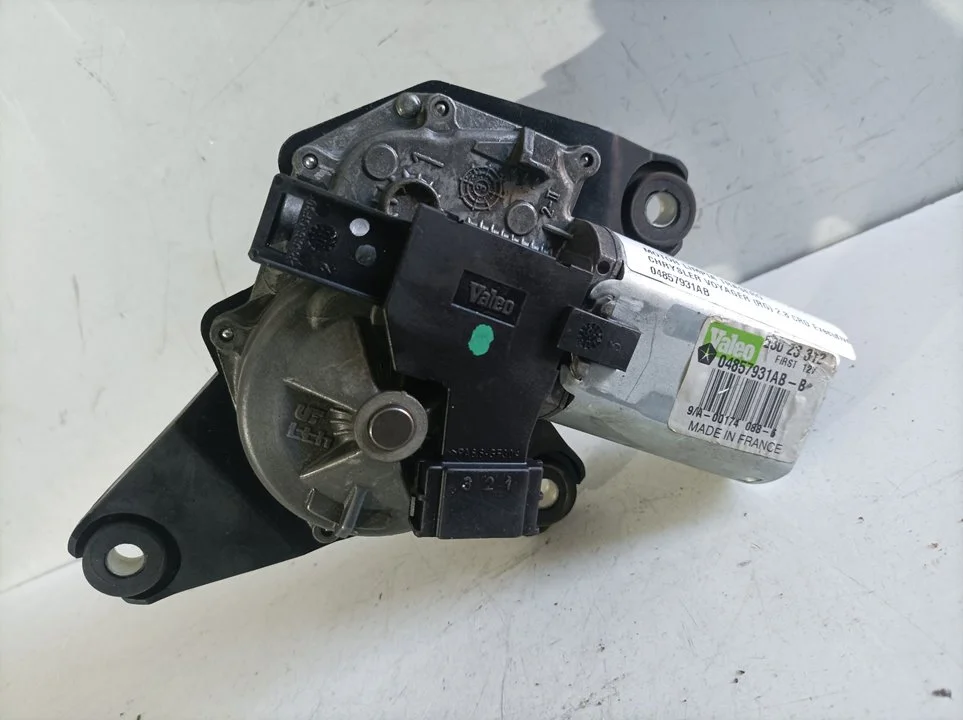 Foto de MOTOR LIMPIA TRASERO CHRYSLER VOYAGER (RG) 2.8 CRD CAT (150 CV / 110 KW) referencia 04857931AB