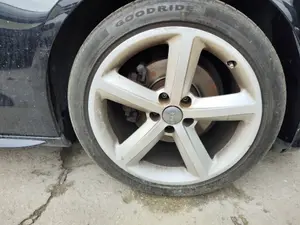Foto de LLANTA AUDI A5 COUPE (8T) 2.0 16V TDI (170 CV / 125 KW) referencia 8T0601025CG