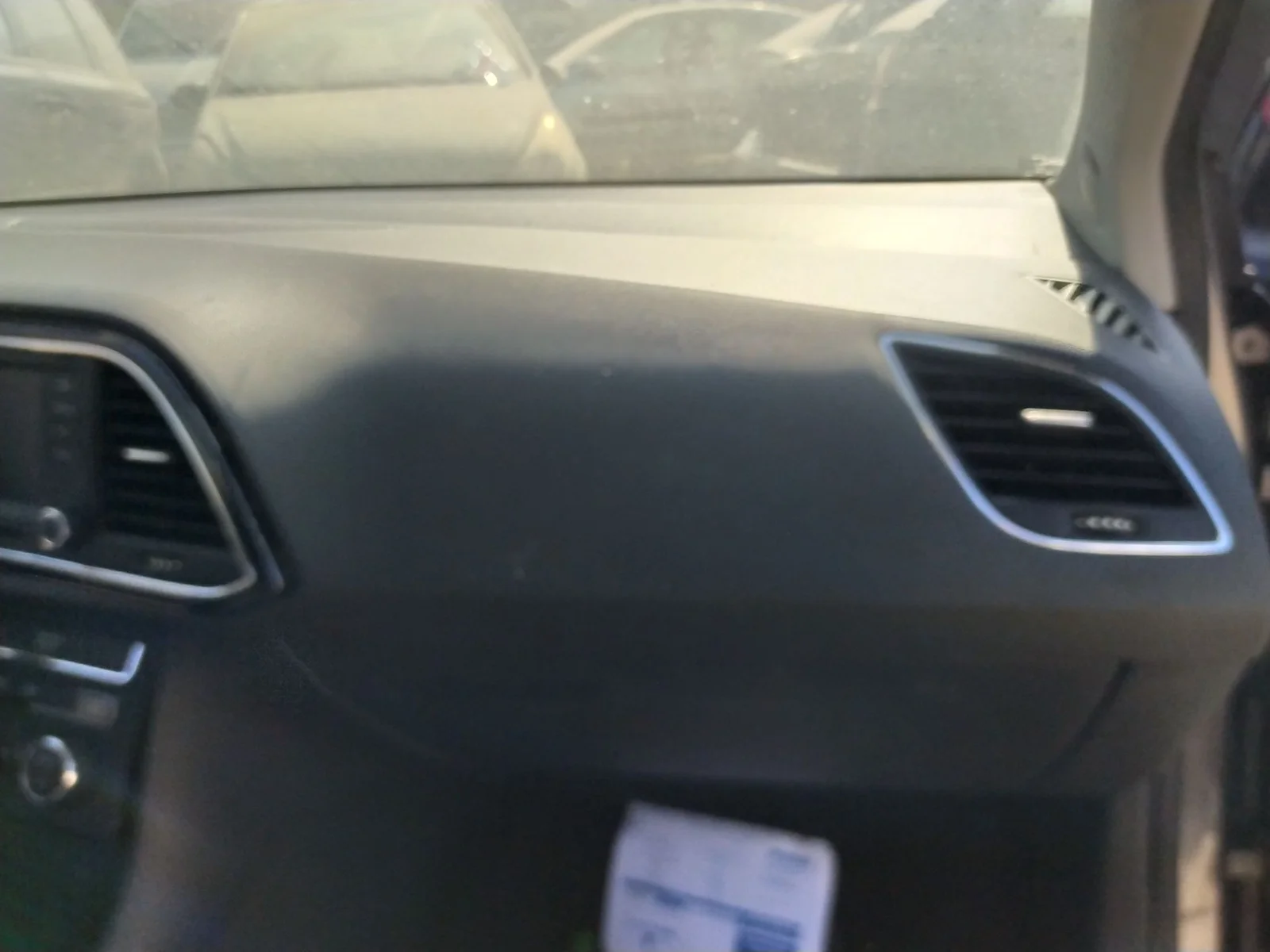 Foto de AIRBAG DE RODILLAS SEAT LEON ST 5F8 1.6 TDI (105 CV / 77 KW) referencia 5G1880841J