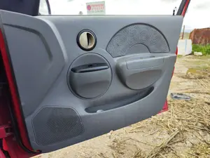 Foto de GUARNECIDO PUERTA DELANTERA DERECHA CHEVROLET KALOS 1.2 CAT (72 CV / 53 KW) referencia 96449211