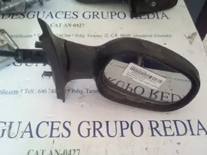 Foto de RETROVISOR DERECHO RENAULT CLIO II FASE II (B/CB0) 1.2  (58 CV / 43 KW) referencia 7700435864