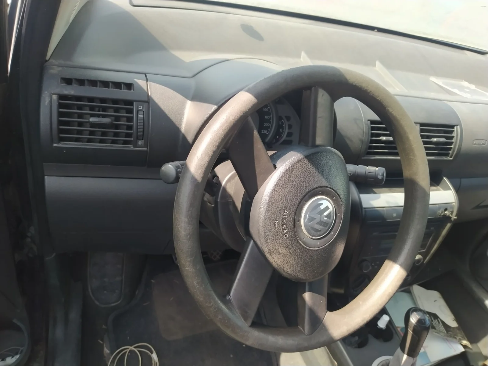 Foto de VOLANTE VOLKSWAGEN FOX (5Z1)(04.2005) 1.4 (75 CV / 55 KW) referencia 5Z0419091ACFKZ