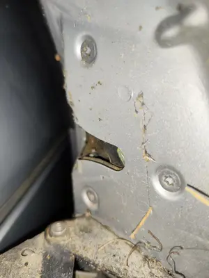 Foto de CERRADURA PUERTA TRASERA DERECHA CITROEN C8 2.0 HDi CAT (RHK / DW10UTED4) (120 CV / 88 KW) referencia 913789
