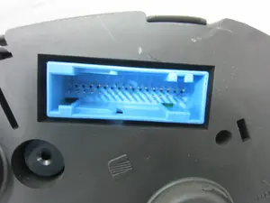 Foto de CUADRO INSTRUMENTOS SEAT IBIZA (6K1) 1.4 (60 CV / 44 KW) referencia 88311292 foto 7