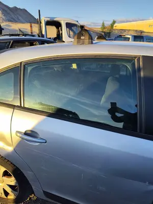 Foto de LUNA TRASERA DERECHA CITROEN C4 BERLINA 1.6 16V HDi FAP (109 CV / 80 KW)