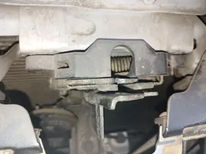 Foto de CERRADURA CAPO MITSUBISHI GRANDIS (NA0W) 2.0 DI-D CAT (136 CV / 100 KW) referencia MR291986