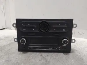 Foto de SISTEMA AUDIO / RADIO CD RENAULT TWINGO III 1.0 SCe (71 CV / 52 KW) referencia 281150324R