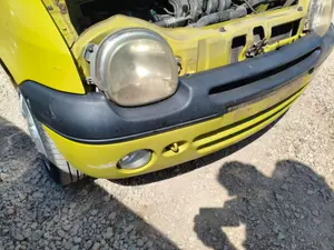 Foto de PARAGOLPES DELANTERO RENAULT TWINGO I (C06) 1.2 (75 CV / 55 KW) foto 2