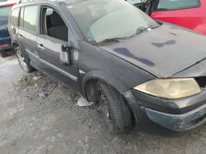 Foto de BIELETA ESTABILIZADORA DELANTERA DERECHA RENAULT MEGANE II GRANDTOUR 1.9 dCi Diesel FAP (131 CV / 96 KW) referencia 546181925R