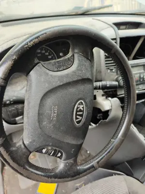 Foto de AIRBAG DELANTERO IZQUIERDO KIA CARNIVAL 2.9 CRDi CAT (185 CV / 136 KW)