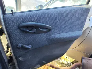 Foto de GUARNECIDO PUERTA TRASERA DERECHA FIAT II PUNTO (188) BERLINA 1.3 JTD CAT (69 CV / 51 KW) referencia 0735404435