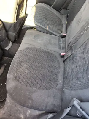 Foto de ASIENTOS TRASERO IZQUIERDO CITROEN C4 BERLINA 1.6 16V HDi (90 CV / 66 KW)
