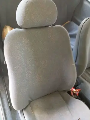 Foto de ASIENTO DELANTERO DERECHO FORD KA (CCQ) 1.3 CAT (50 CV / 37 KW)
