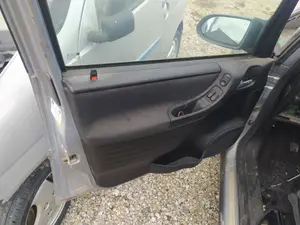 Foto de GUARNECIDO PUERTA DELANTERA IZQUIERDA OPEL ZAFIRA A 2.0 DTI (101 CV / 74 KW)