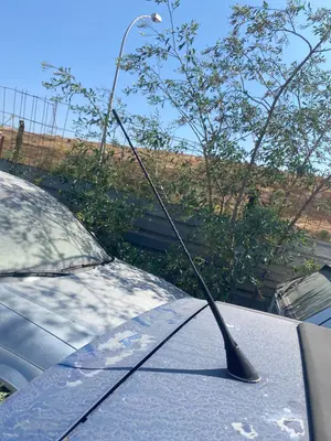 Foto de ANTENA VOLKSWAGEN POLO III (6N1) 1.4  (60 CV / 44 KW)