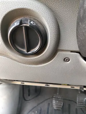 Foto de MANDO LUCES RENAULT KANGOO I (F/KC0) 1.9 dCi Diesel CAT (84 CV / 62 KW) referencia 7701053057 foto 2