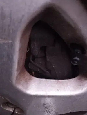 Foto de PINZA DE FRENO DELANTERA DERECHA OPEL ZAFIRA A 2.0 DTI (101 CV / 74 KW) referencia 93176427