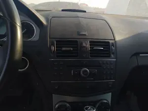 Foto de SISTEMA AUDIO / RADIO CD MERCEDES-BENZ CLASE C (BM 204) BERLINA 3.0 V6 CAT (231 CV / 170 KW)
