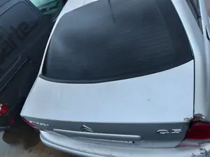 Foto de GUARNECIDO PORTON TRASERO CITROEN C5 BERLINA 2.0 HDi (109 CV / 80 KW)