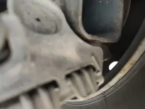 Foto de PINZA DE FRENO TRASERA DERECHA RENAULT MEGANE II BERLINA 5P 1.5 dCi Diesel (101 CV / 74 KW) referencia 7701207694