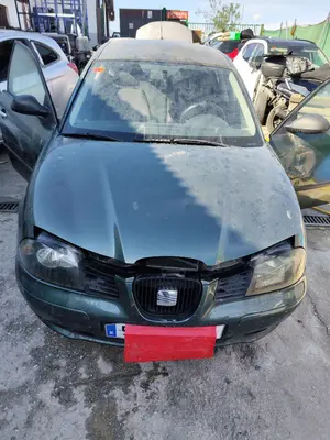 Foto de CAPO SEAT IBIZA (6L1) 1.9 TDI (101 CV / 74 KW) referencia 6L0823031D foto 3