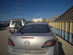 Foto de MANETA EXTERIOR MALETERO / PORTON MAZDA 6 BERLINA (GH) 2.2 Turbodiesel CAT (163 CV / 120 KW)