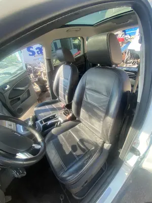 Foto de ASIENTO DELANTERO IZQUIERDO FORD KUGA (CBV) 2.0 TDCi CAT (136 CV / 100 KW)