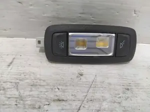 Foto de LUZ INTERIOR BMW SERIE X3 (G01) 3.0 24V Turbodiesel (265 CV / 195 KW) referencia 43939089107