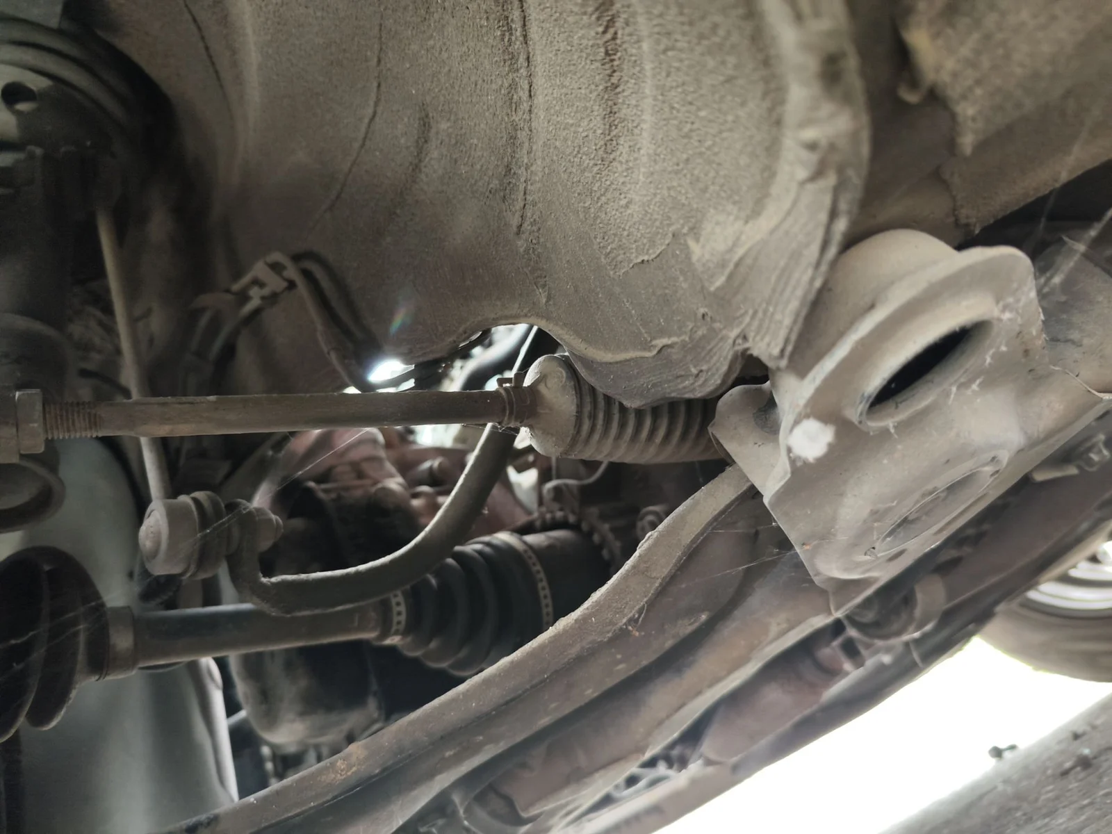 Foto de CREMALLERA DIRECCION OPEL CORSA C 1.2 16V CAT (Z 12 XEP / LB4) (80 CV / 59 KW) referencia 24424836
