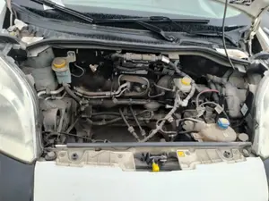 Foto de PANEL FRONTAL PEUGEOT BIPPER TEPEE 1.3 16V HDi FAP (75 CV / 55 KW)