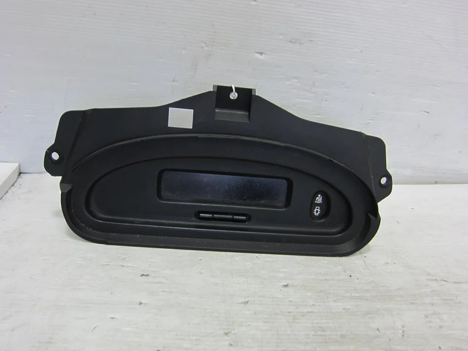 Foto de PANTALLA MULTIFUNCION RENAULT SCENIC I (JA...) 1.6 (107 CV / 79 KW) referencia P8200028364A