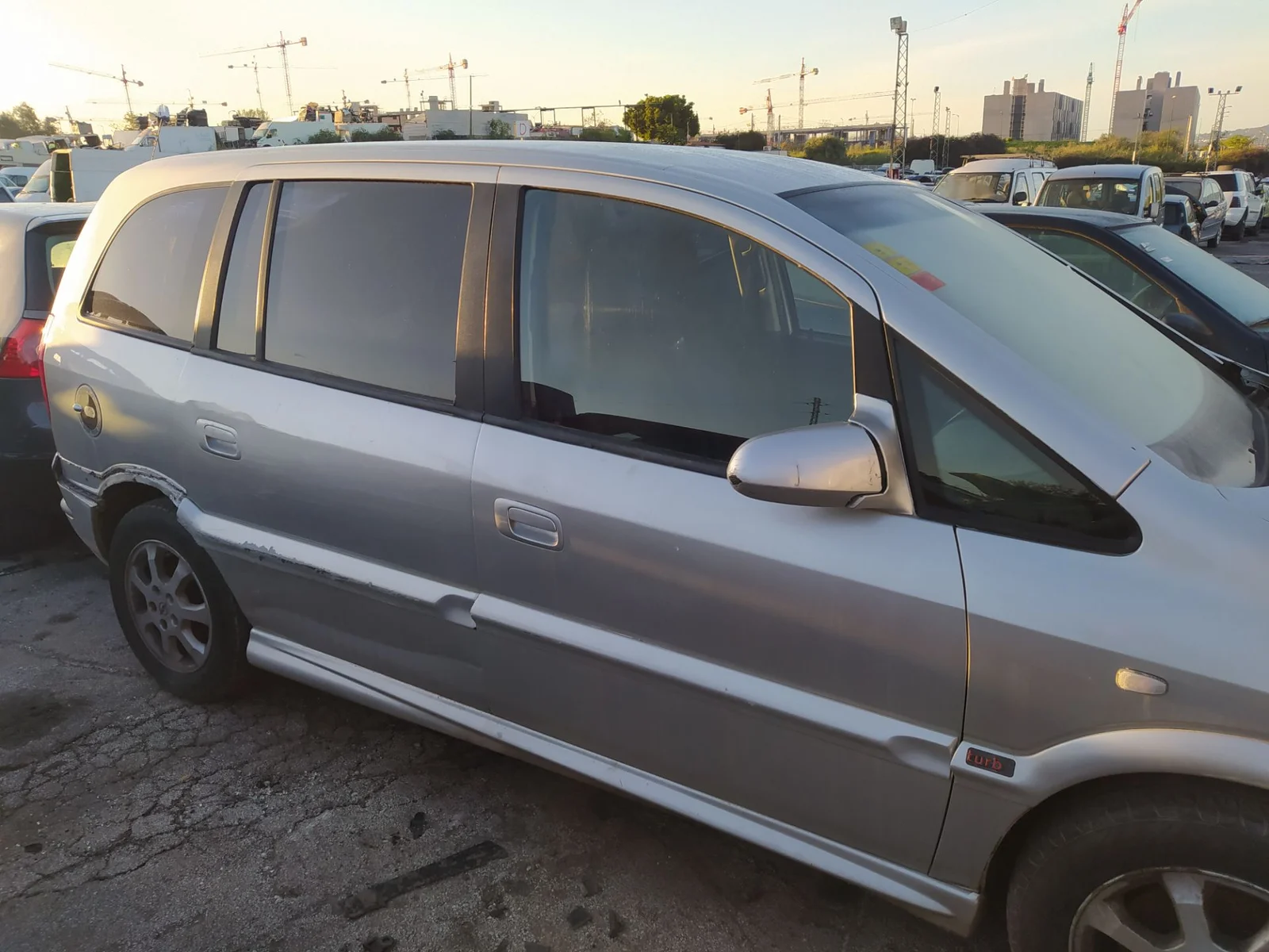 Foto de MANETA EXTERIOR TRASERA DERECHA OPEL ZAFIRA A 2.0 DTI (101 CV / 74 KW) referencia 24443951