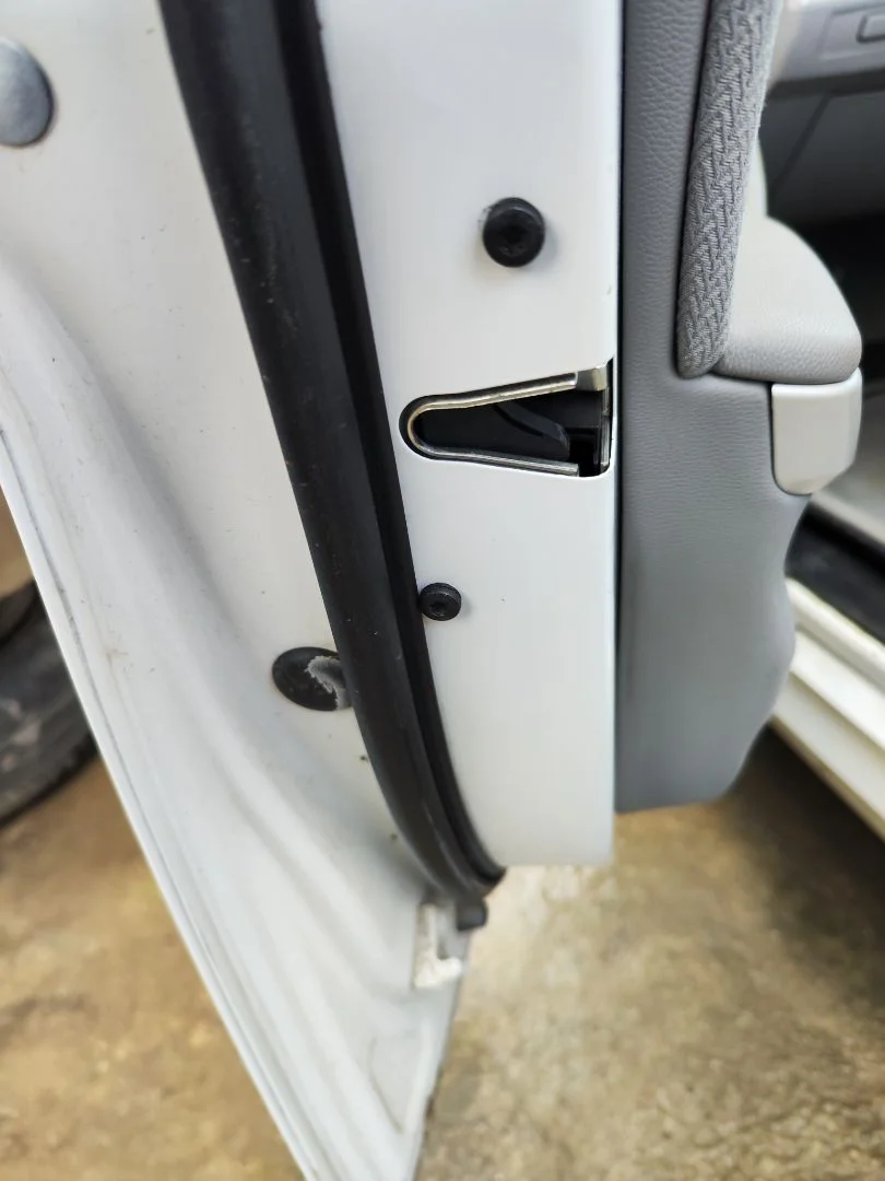 Foto de CERRADURA PUERTA DELANTERA IZQUIERDA BMW SERIE 3 BERLINA (E90) 2.0 Turbodiesel CAT (143 CV / 105 KW)