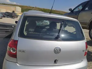 Foto de PORTON TRASERO VOLKSWAGEN FOX (5Z1)(04.2005) 1.4  (75 CV / 55 KW) referencia 5Z6827025D FKZ
