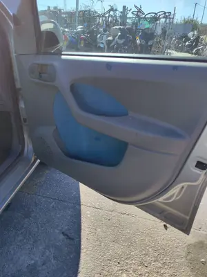 Foto de GUARNECIDO PUERTA DELANTERA DERECHA FIAT II PANDA (169) 1.2 CAT (60 CV / 44 KW) referencia 0735443069