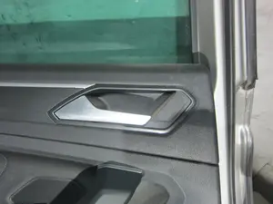 Foto de MANETA INTERIOR TRASERA IZQUIERDA VOLKSWAGEN TIGUAN (AD1) 2.0 TDI DPF (239 CV / 176 KW) referencia 5N2837113