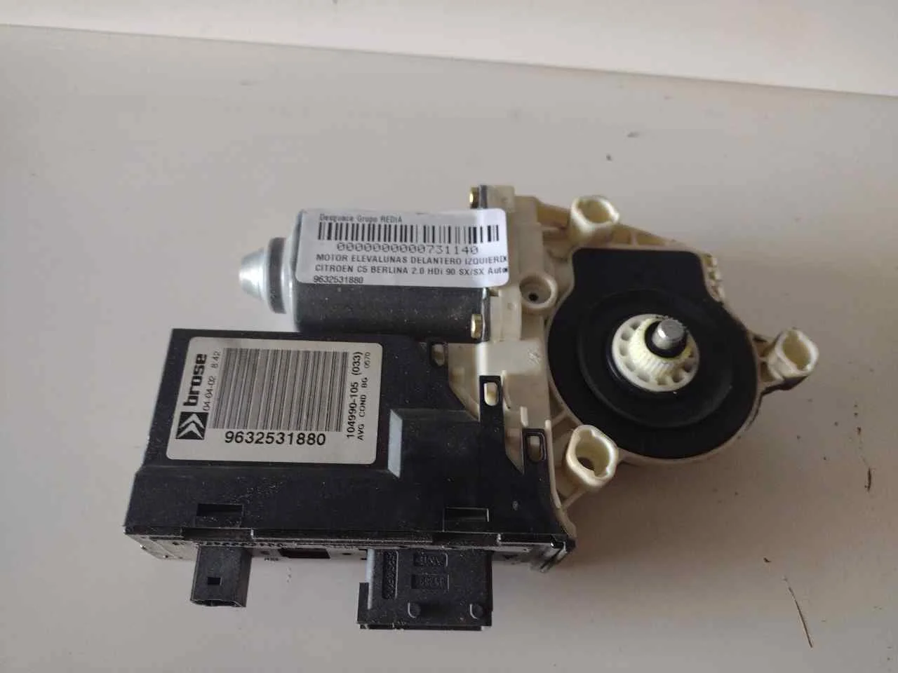 Foto de MOTOR ELEVALUNAS DELANTERO IZQUIERDO CITROEN C5 BERLINA referencia 9632531880